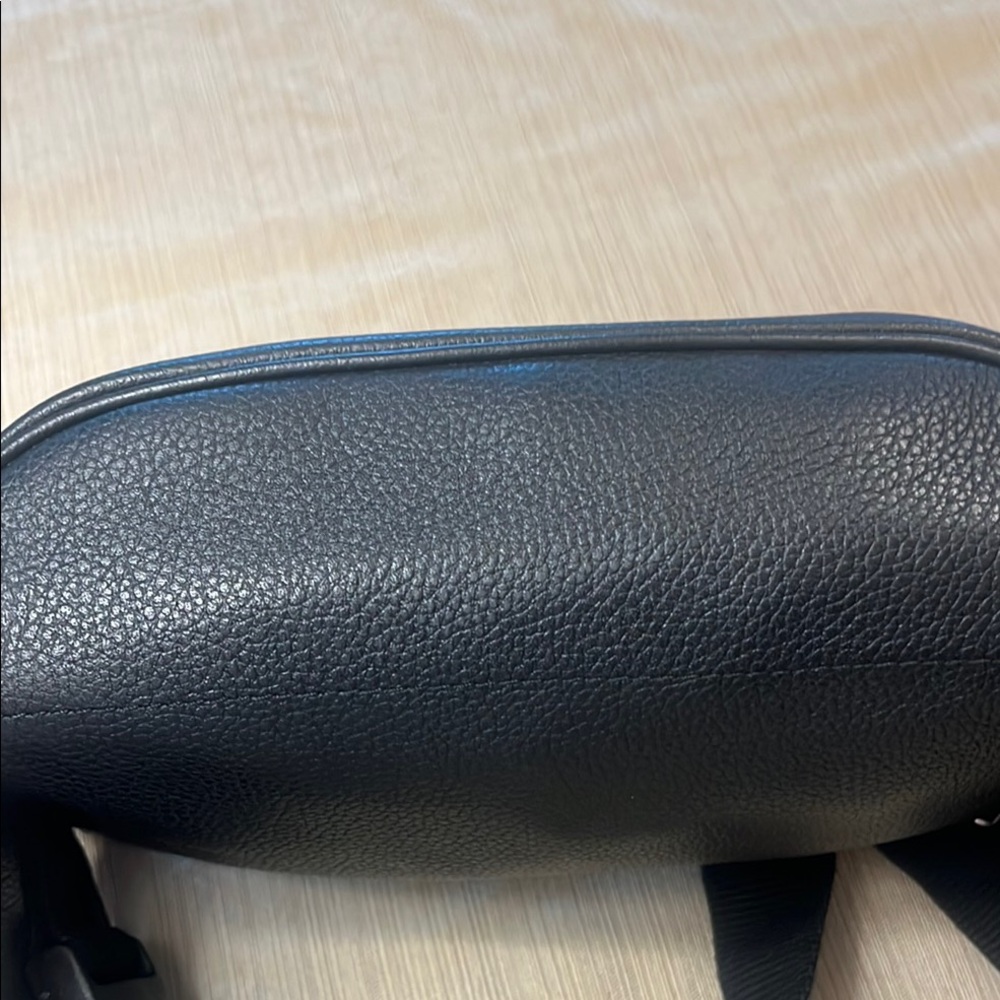 Longchamp Black Travel Bag - Picture 6 of 12